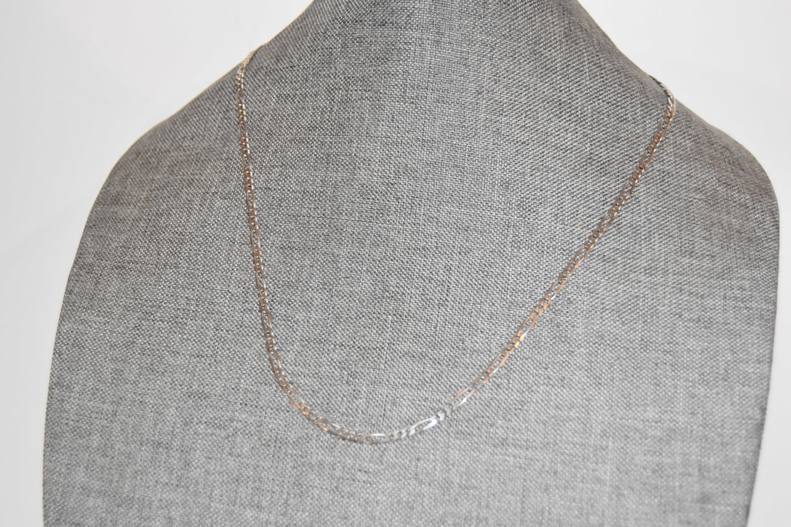 Vintage Sterling Silver italy milor Necklace 23" 13 grams: Vintage Sterling Silver italy milor Necklace 23" 13 grams Please view all photos as they are part of the description and condition of this Item, Feel free to contact me with questions or picture reque