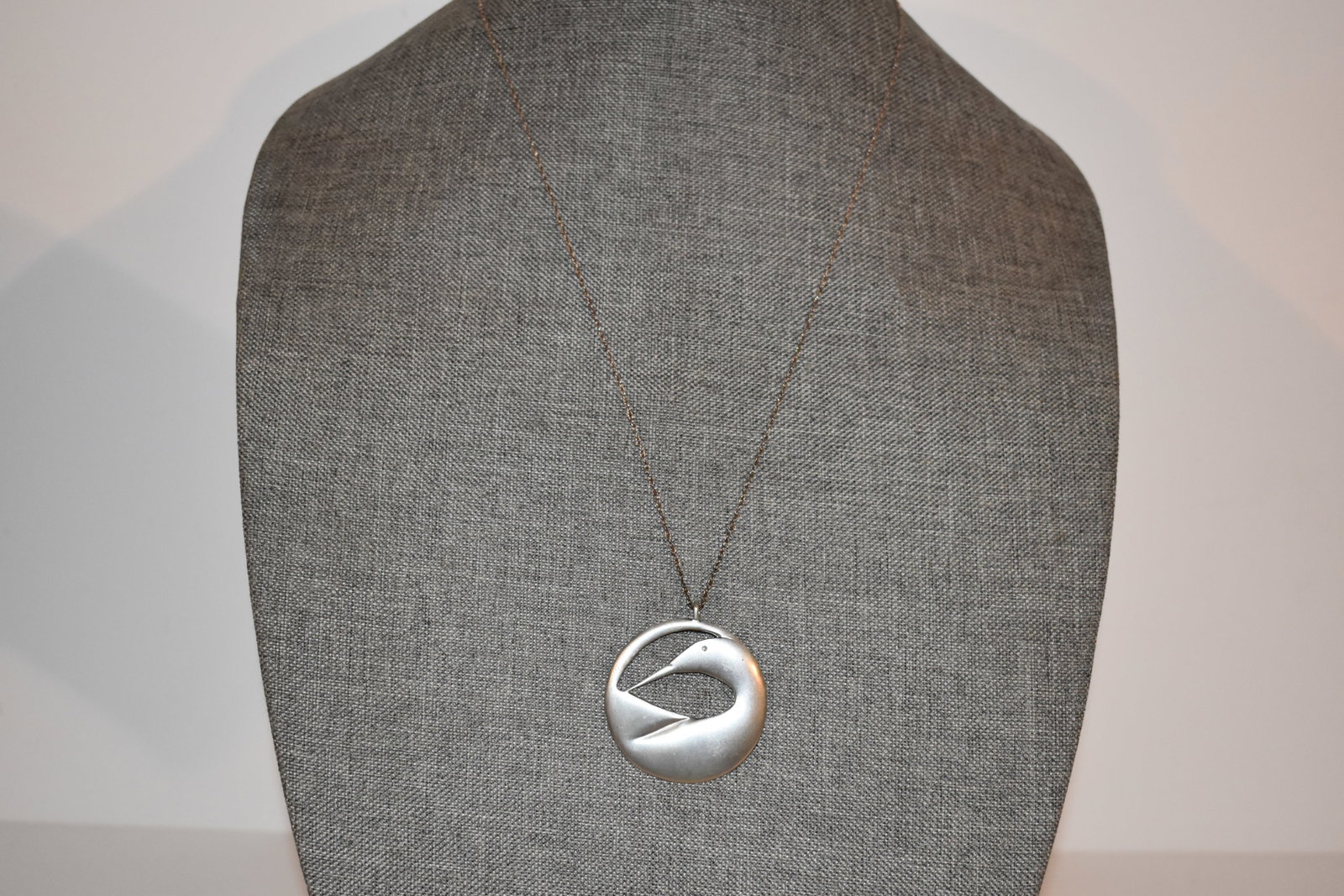 Vintage Ken Kantro Sterling Silver Necklace Pendant Modernist Bird 24": Vintage Ken Kantro Sterling Silver Necklace Pendant Modernist Bird 24" Please view all photos as they are part of the description and condition of this Item, Feel free to contact me with questions or 