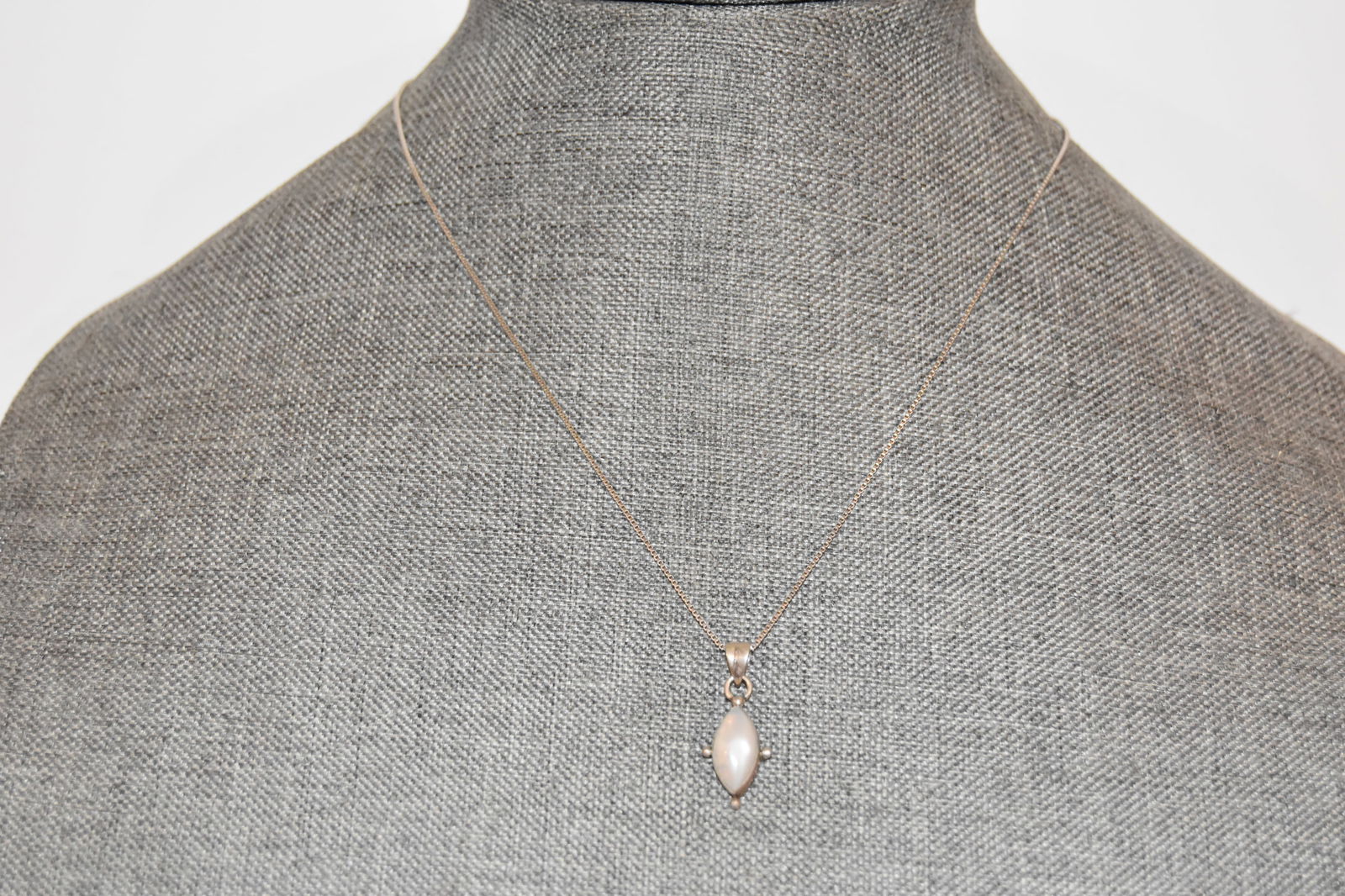 Vintage Sterling Silver opal pendant Necklace 18" (1 of 4)