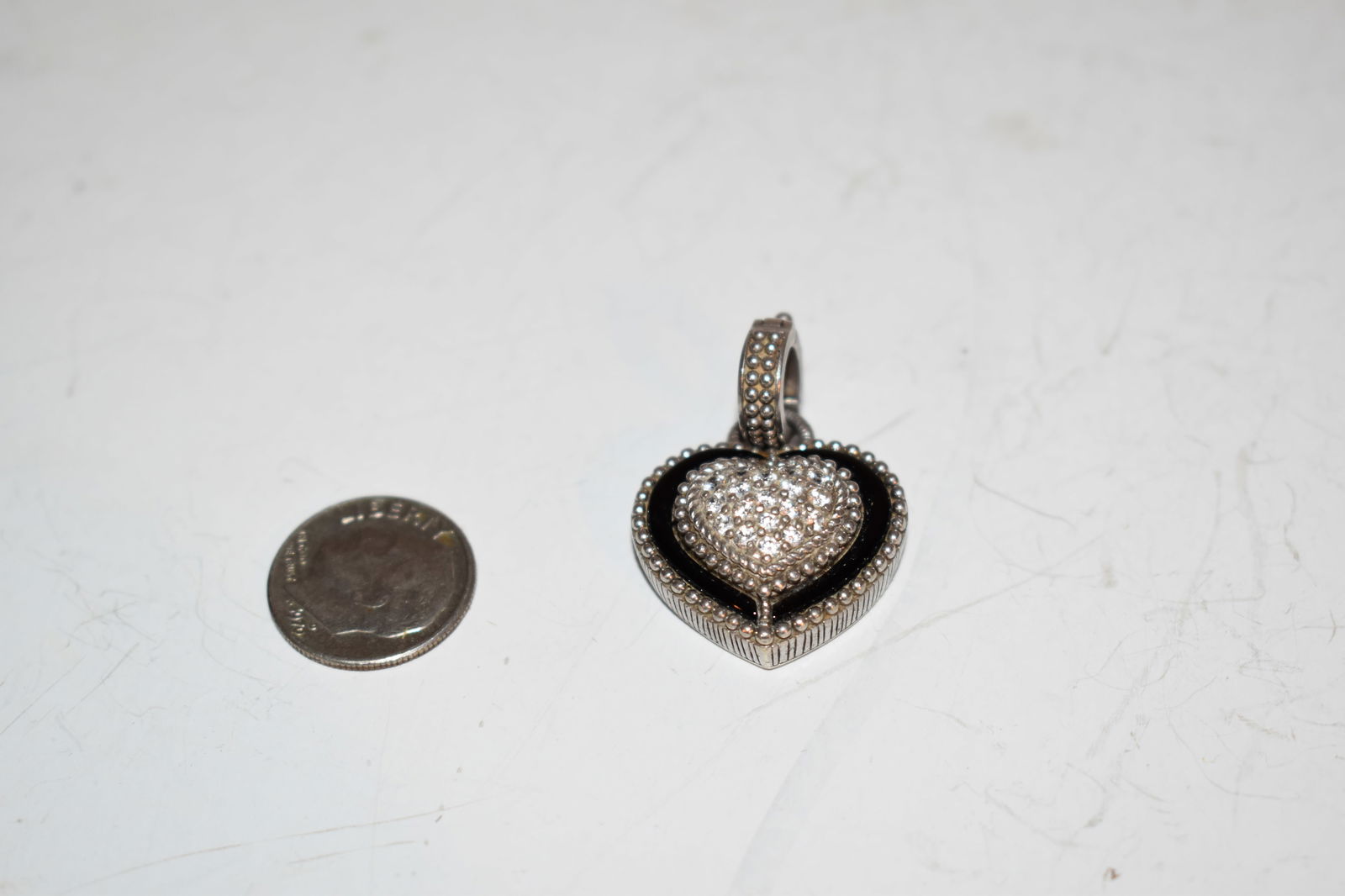 Judith Ripka Sterling Onyx Diamonique CZ Heart Cluster Enhancer Pendant 1": Judith Ripka Sterling Onyx Diamonique CZ Heart Cluster Enhancer Pendant 1" Please view all photos as they are part of the description and condition of this Item, Feel free to contact me with questions