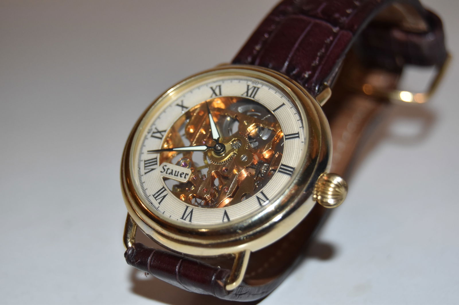 Stauer atomic store watch 15442