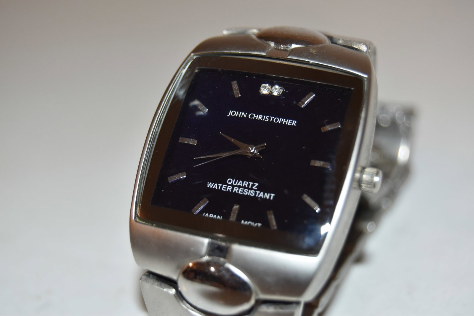 vintage john christopher working watch: vintage john christopher working watch Please view all photos as they are part of the description and condition of this Item, Feel free to contact me with questions or picture requests! Used Item AS I