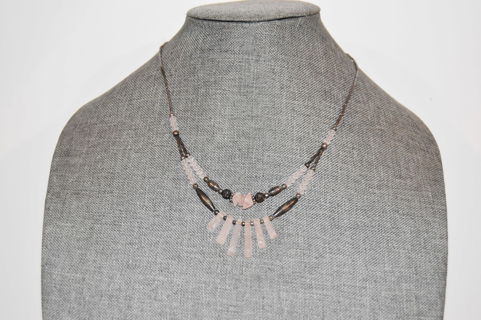 Vintage Sterling Silver Pink Jadeite Necklace Pendant 16": Vintage Sterling Silver Pink Jadeite Necklace Pendant 16" Please view all photos as they are part of the description and condition of this Item, Feel free to contact me with questions or picture reque