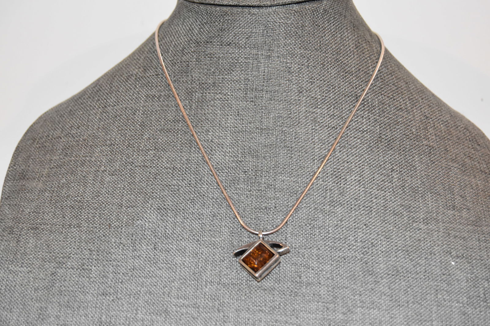 Vintage Sterling Silver amber pendant Necklace 19" (1 of 5)