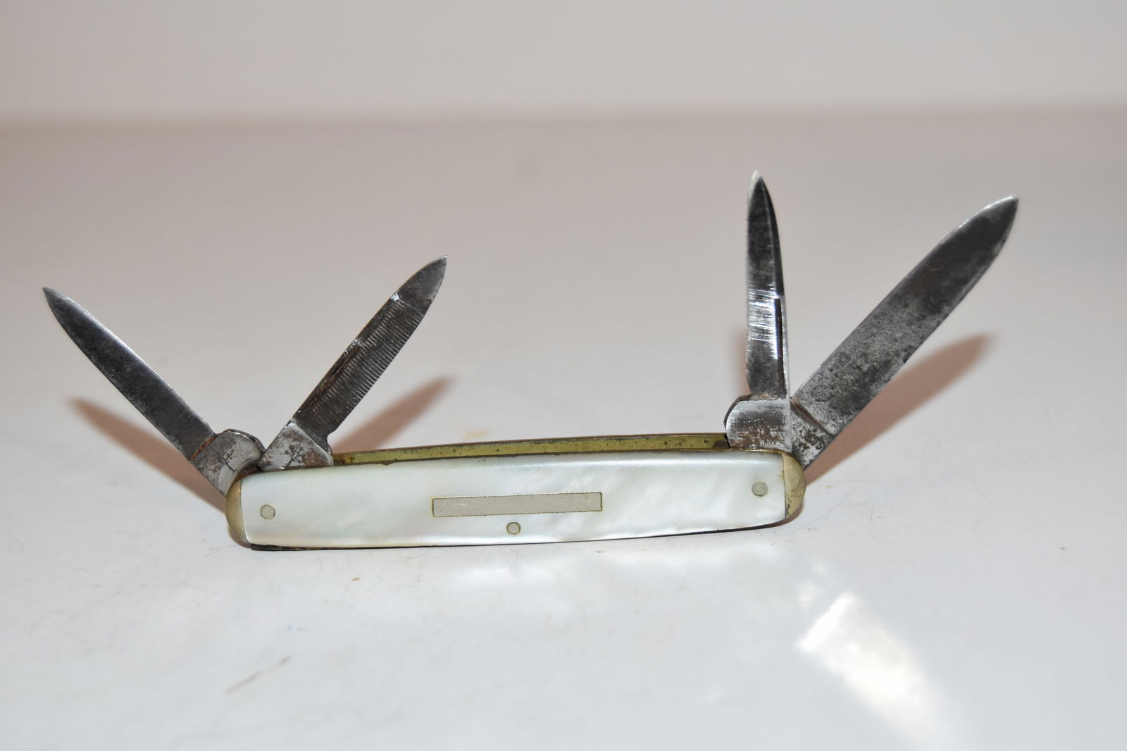 H. Boker & Co. Germany Vintage Pocket knife Pearl Handle. (1 of 4)