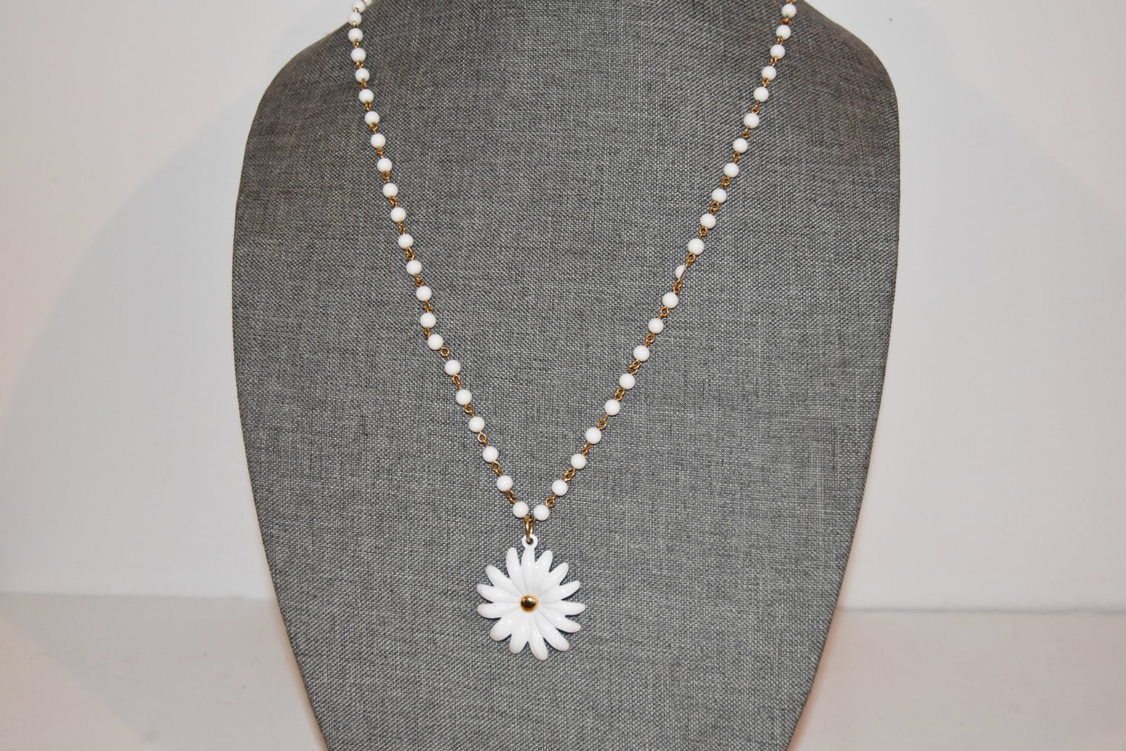 Vintage white beaded monet enamald flower pendant Necklace 31": Vintage white beaded monet enamald flower pendant Necklace 31" Please view all photos as they are part of the description and condition of this Item, Feel free to contact me with questions or picture 