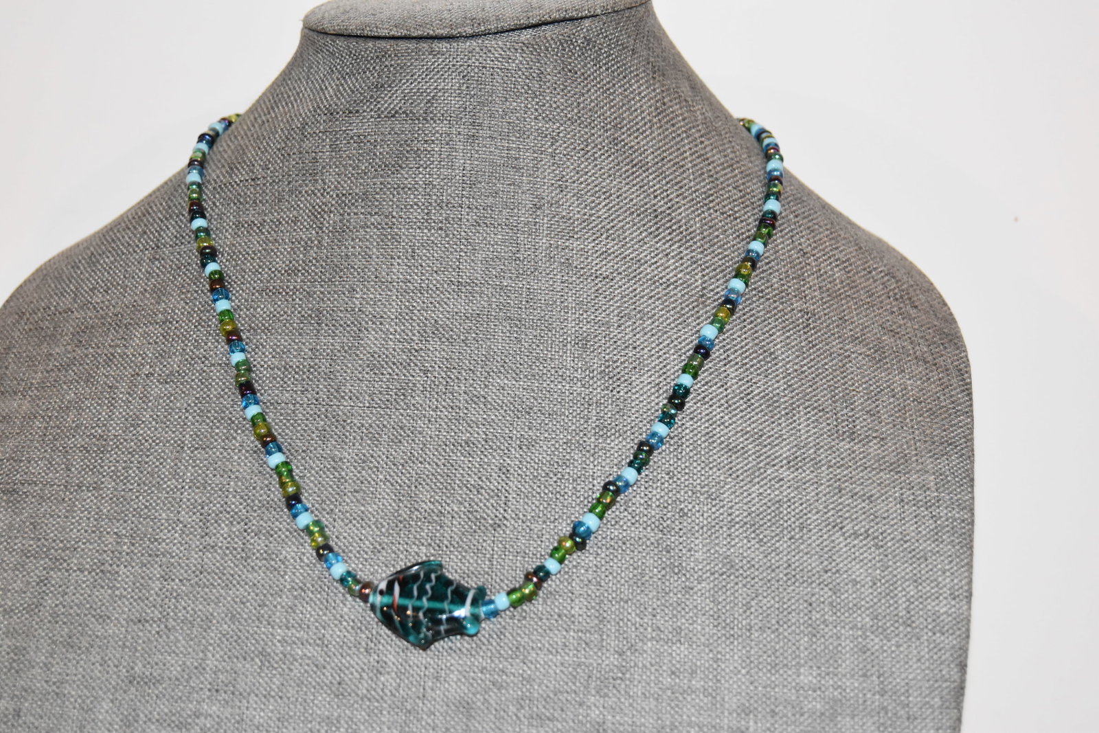 Vintage beaded Glass Murano Fish Pendant Necklace (1 of 4)