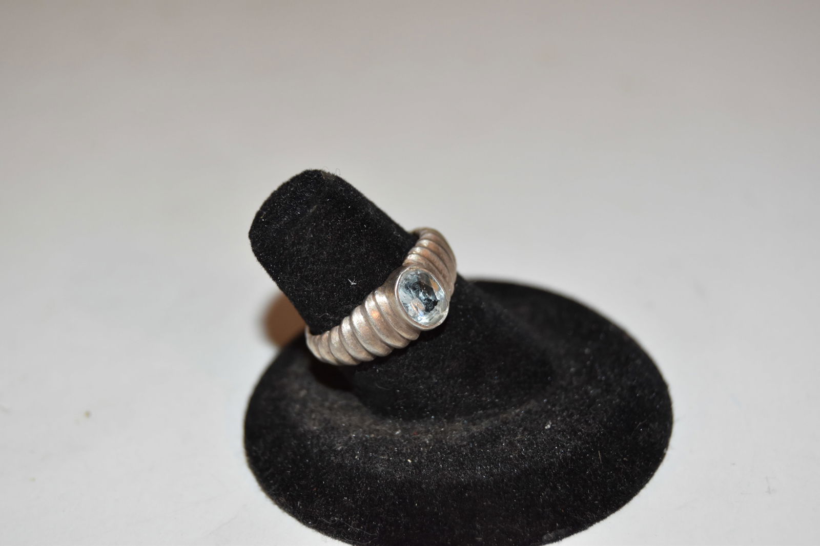 Vintage Sterling Silver tested topaz modernist Ring sz 7 (1 of 4)