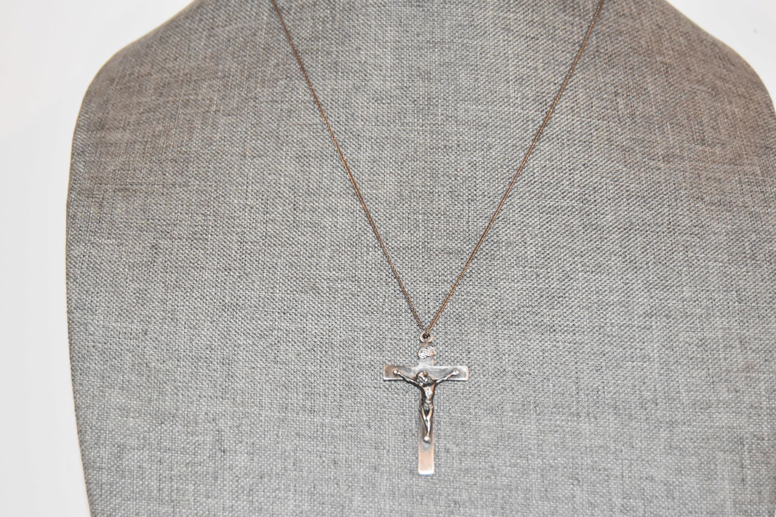 925 Sterling Silver Vintage Crucifix Cross Religious Pendant necklace 22" adjustable (1 of 5)
