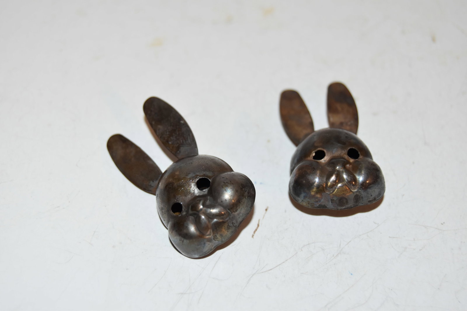 Vintage Sterling Silver robbins sterling cuff links shoe clips ?: Vintage Sterling Silver robbins sterling cuff links shoe clips ? pendant necklace Please view all photos as they are part of the description and condition of this Item, Feel free to contact me with qu