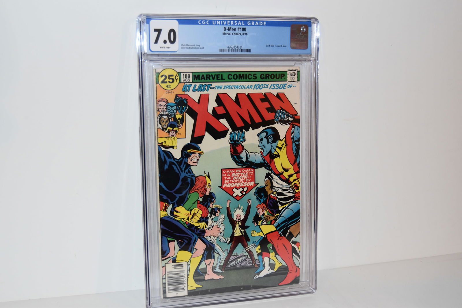 Vintage Comic Book X-Men #100  CGC 7.0 newsstand (1 of 2)