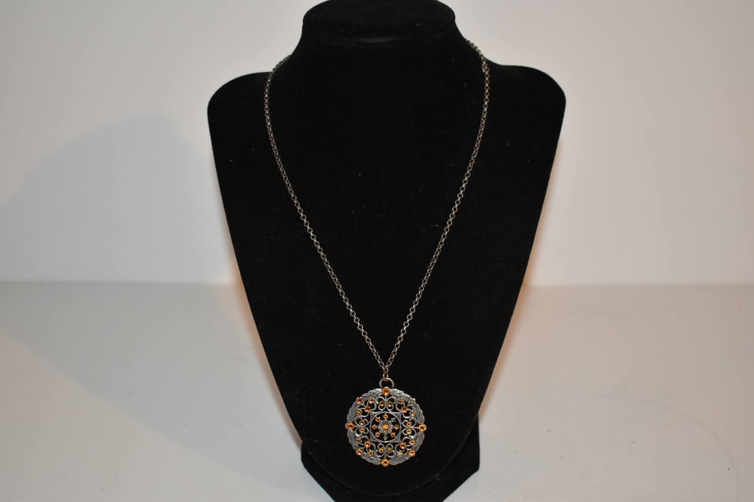Catherine Popesco France Filigree Swarovski crystal Pendant Necklace 18": Catherine Popesco France Filigree Swarovski crystal Pendant Necklace 18" Please view all photos as they are part of the description and condition of this Item, Feel free to contact me with questions o