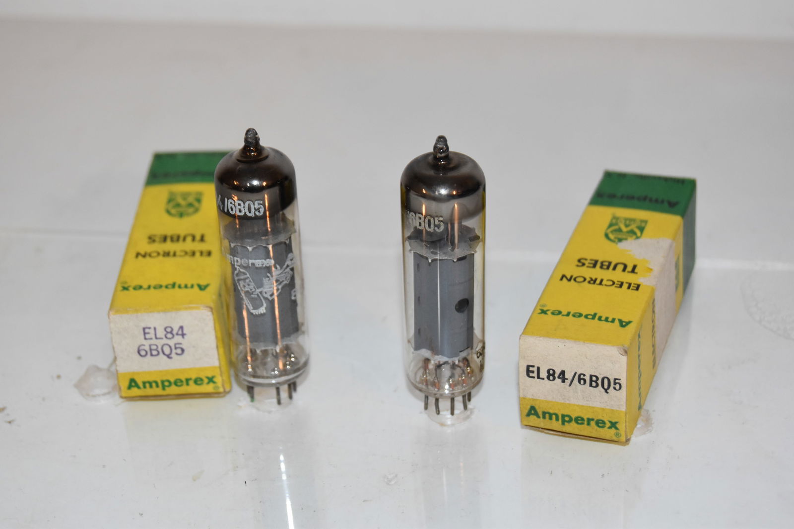 Amperex Bugle Boy EL84 6BQ5 Vintage NOS Tube (1 of 3)