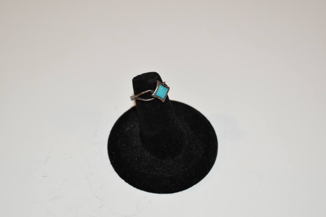 Vintage Turquoise Sterling Silver Ring sz 4.6 (1 of 4)
