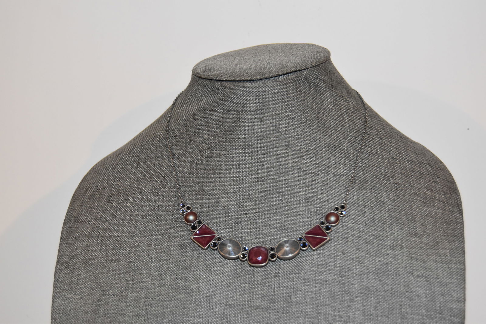 TCS Touchstone Crystal by Swarovski Necklace Silver Tone Purples Pendant (1 of 4)