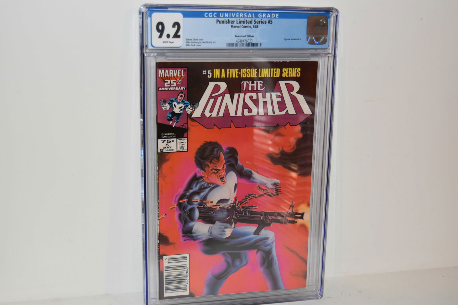 Comic the punisher #5 CGC 9.2 News Stand (1 of 2)