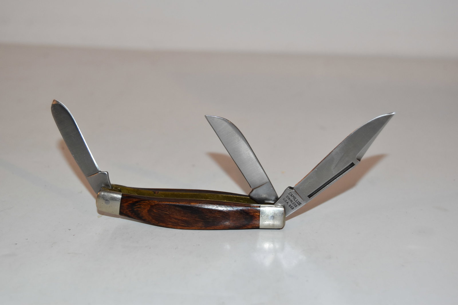 Vintage Camillus #883 Stockman 3 Blade Gentlemans Pocket Knife new (1 of 4)