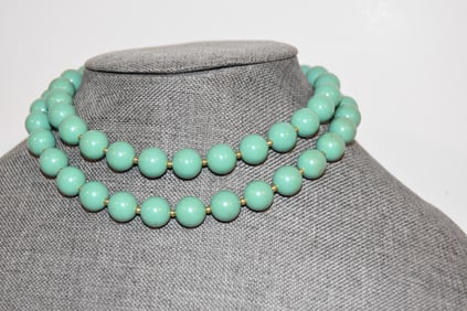 Vintage green beaded Necklace