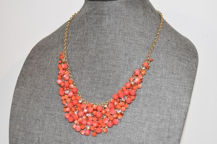 Vintage Beaded elegant gold tone Necklace