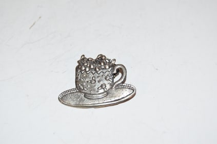 Vintage Sterling Silver cup Brooch