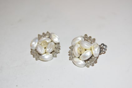 Vintage white beaded japan style Earrings