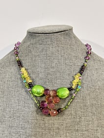 Vintage statement beaded green pendant necklace