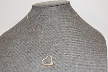 Vintage Sterling Silver Thailand heart Necklace