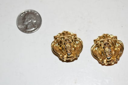 Vintage goldtone lion Earrings