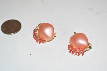 Vintage pink Earrings