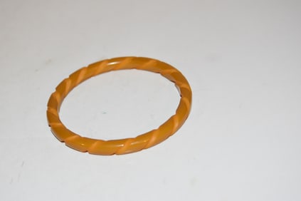 Vintage 1/4" Bakelite Rope Carved Bracelet Butterscotch 8"