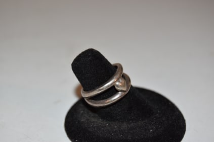 Vintage Sterling Silver modernist heart Ring sz 6.8