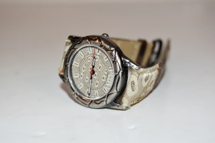 ethno watch by dejuno quartz working