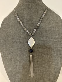 Vintage grey beaded pendant Neckalace