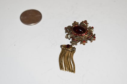 Vintage 1920s brass tassle Brooch