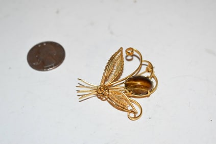 Vintage tigers eye goldtone filigree Brooch