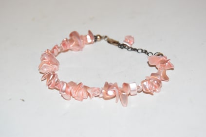 Vintage pink beaded Sterling Silver mother of pearl Bracelet 8"