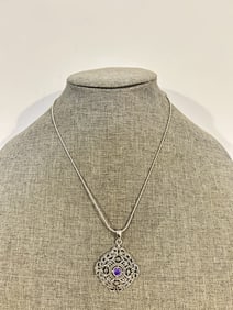 Vintage pendant rhinestone Necklace