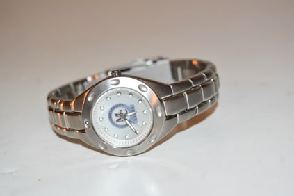 vintage fossil Molly college watch works great!!!