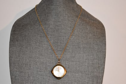 Vintage BERCONA Art Deco Style Swiss Winding Watch Gold Tone Necklace Pendant works