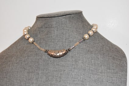 Vintage white beaded choker Necklace