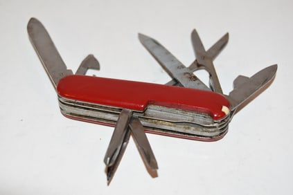 Victorinox Victoria Officier Suisse Knife/Tool-10 Piece Rare. Great Condition missing 1 slide out