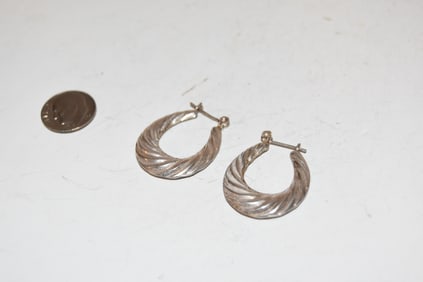 Vintage Sterling Silver twist Earrings