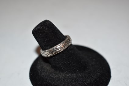 Vintage Sterling Silver carved Ring Size 6