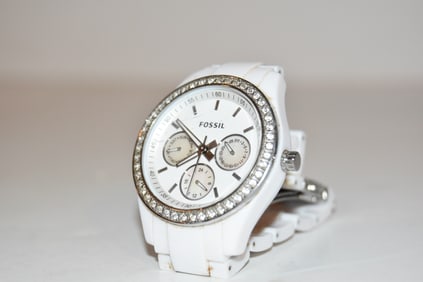 Fossil ES-1967 White Tone Quartz Analog Women's Watch Works Great!!!!