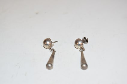 Vintage Sterling Silver dangling Earrings
