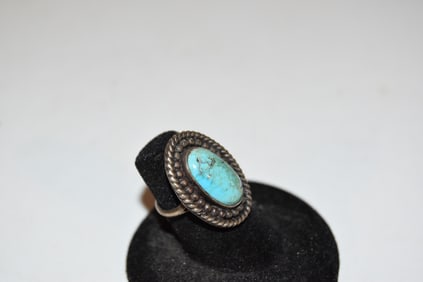 Vintage Sterling Silver Turquoise Ring sz 5