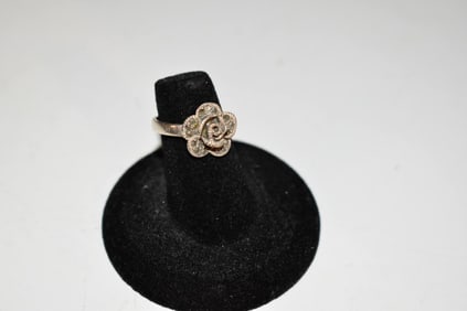 Vintage Sterling Silver Rose Marcasite Ring missing some stones 6