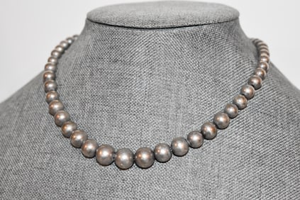 Vintage Tiffany & Co Sterling Silver Graduated Ball Bead Necklace 16"
