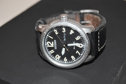 Vintage Citizen Mens Quartz Watch Black Dial Day Date Stainless Steel works