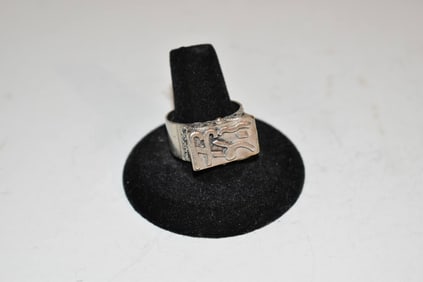 Vtintage Sterling Silver Ring sz 10